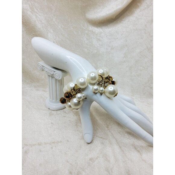 Erica Lyons Pearl & Gold Bead Cluster Bracelet With Elastic Stretch For Women - Picture 2 of 4